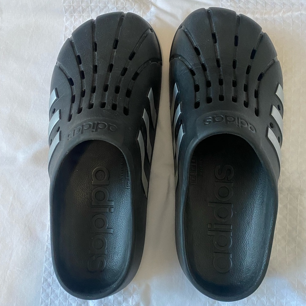 ADIDAS Adilette Clog Slides W9